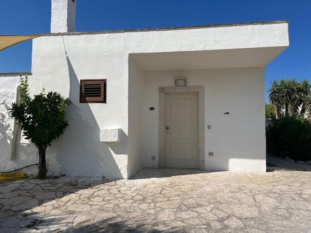 Casa Giuliveto - Charmantes Ferienhaus Mit Privatpool In Olivenhain 奥斯图尼 外观 照片