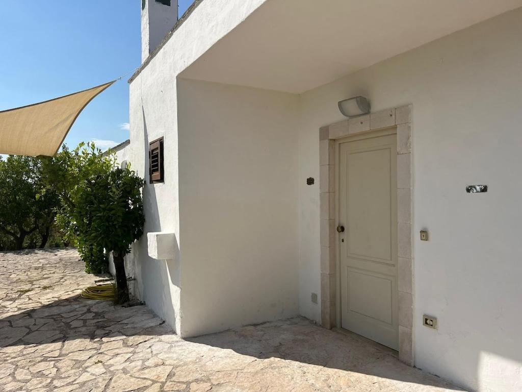 Casa Giuliveto - Charmantes Ferienhaus Mit Privatpool In Olivenhain 奥斯图尼 外观 照片
