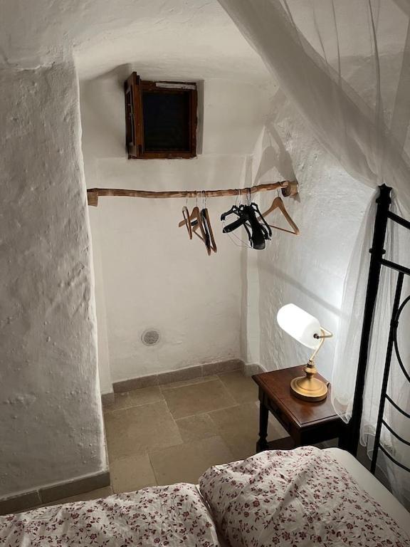 Casa Giuliveto - Charmantes Ferienhaus Mit Privatpool In Olivenhain 奥斯图尼 外观 照片
