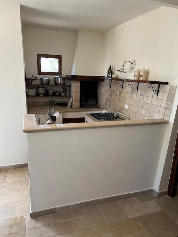 Casa Giuliveto - Charmantes Ferienhaus Mit Privatpool In Olivenhain 奥斯图尼 外观 照片