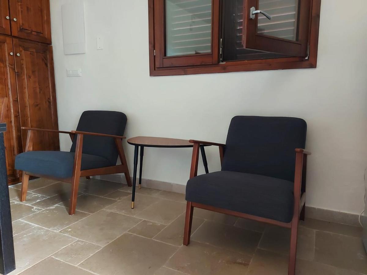 Casa Giuliveto - Charmantes Ferienhaus Mit Privatpool In Olivenhain 奥斯图尼 外观 照片