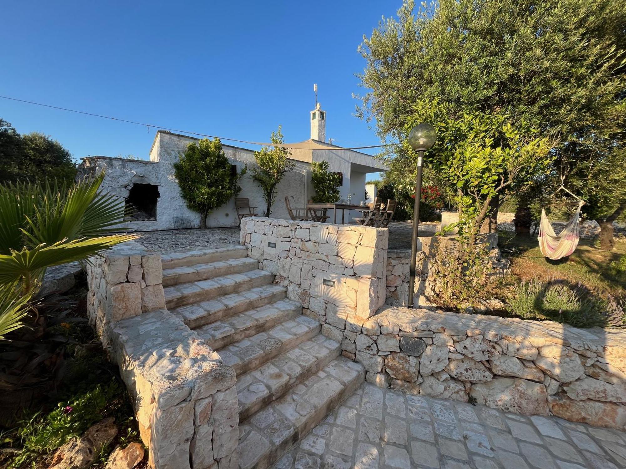 Casa Giuliveto - Charmantes Ferienhaus Mit Privatpool In Olivenhain 奥斯图尼 外观 照片